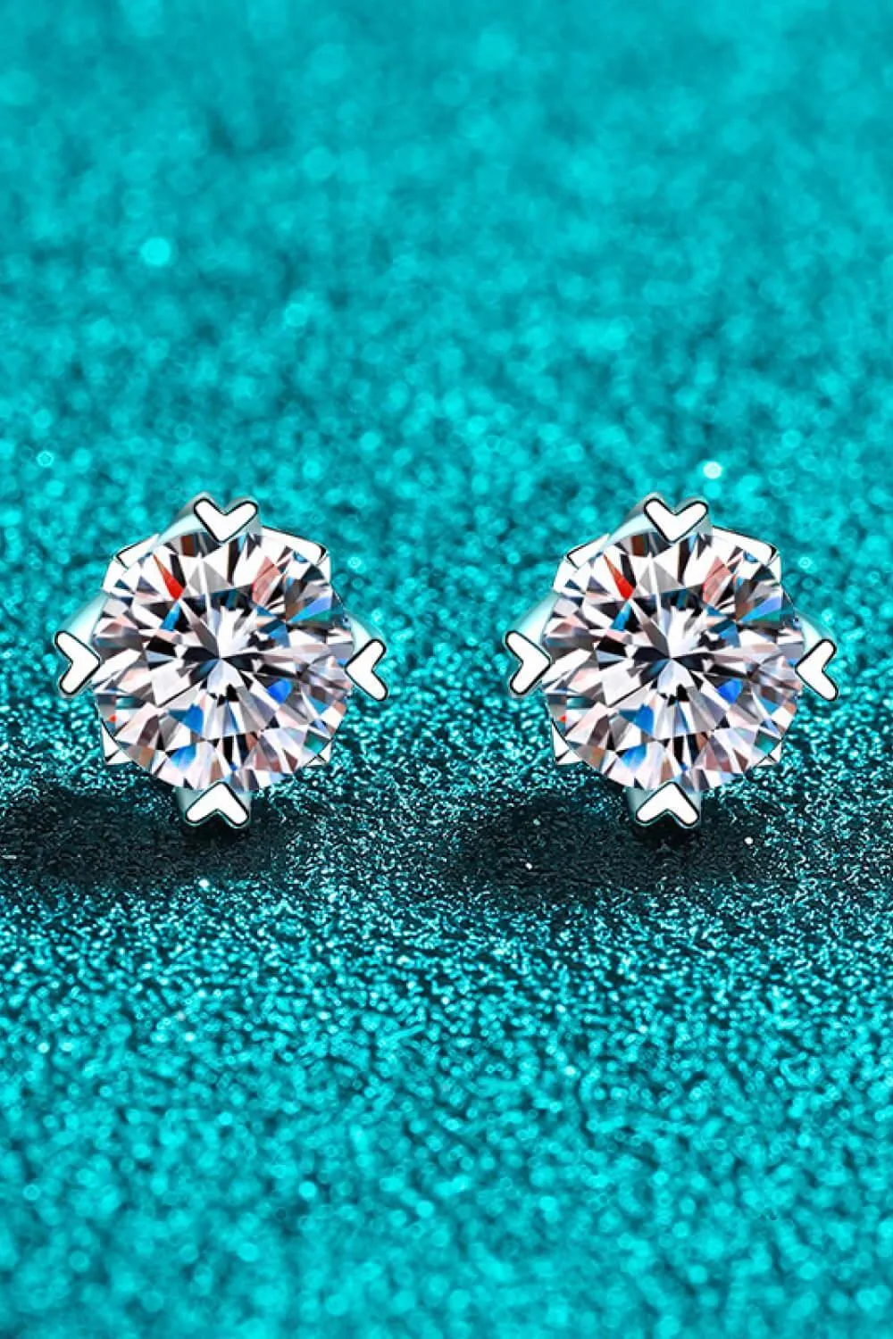 0.6 Carat Minimalist Moissanite Stud Earrings