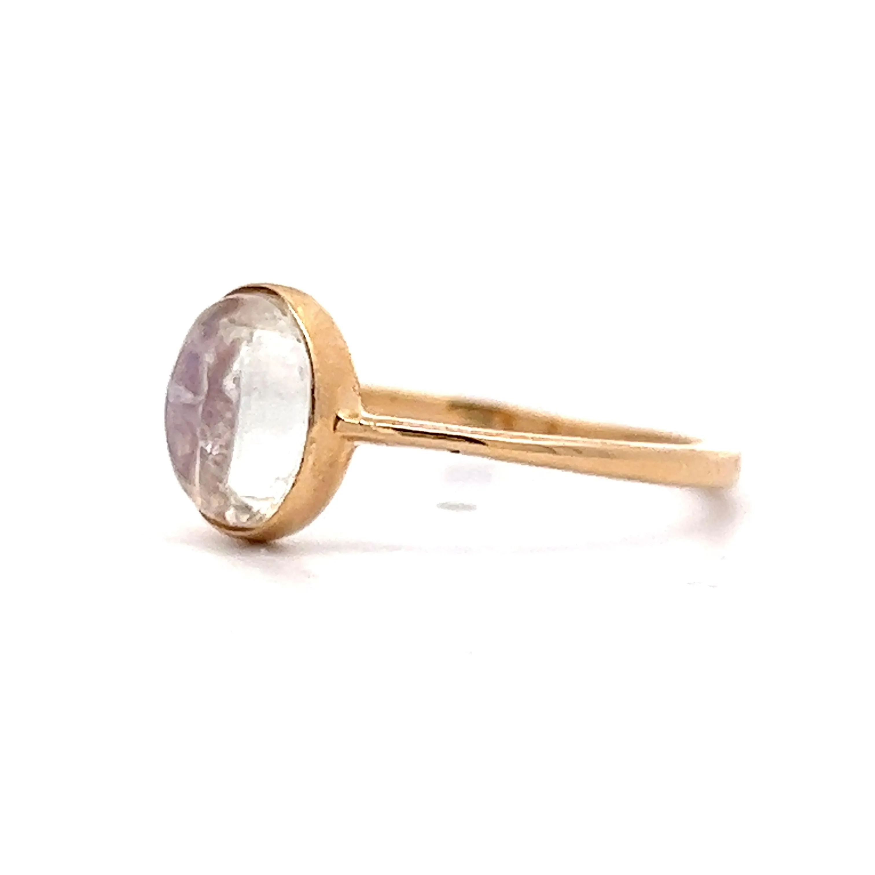 1.55 Moonstone Cabochon Ring Yellow Gold
