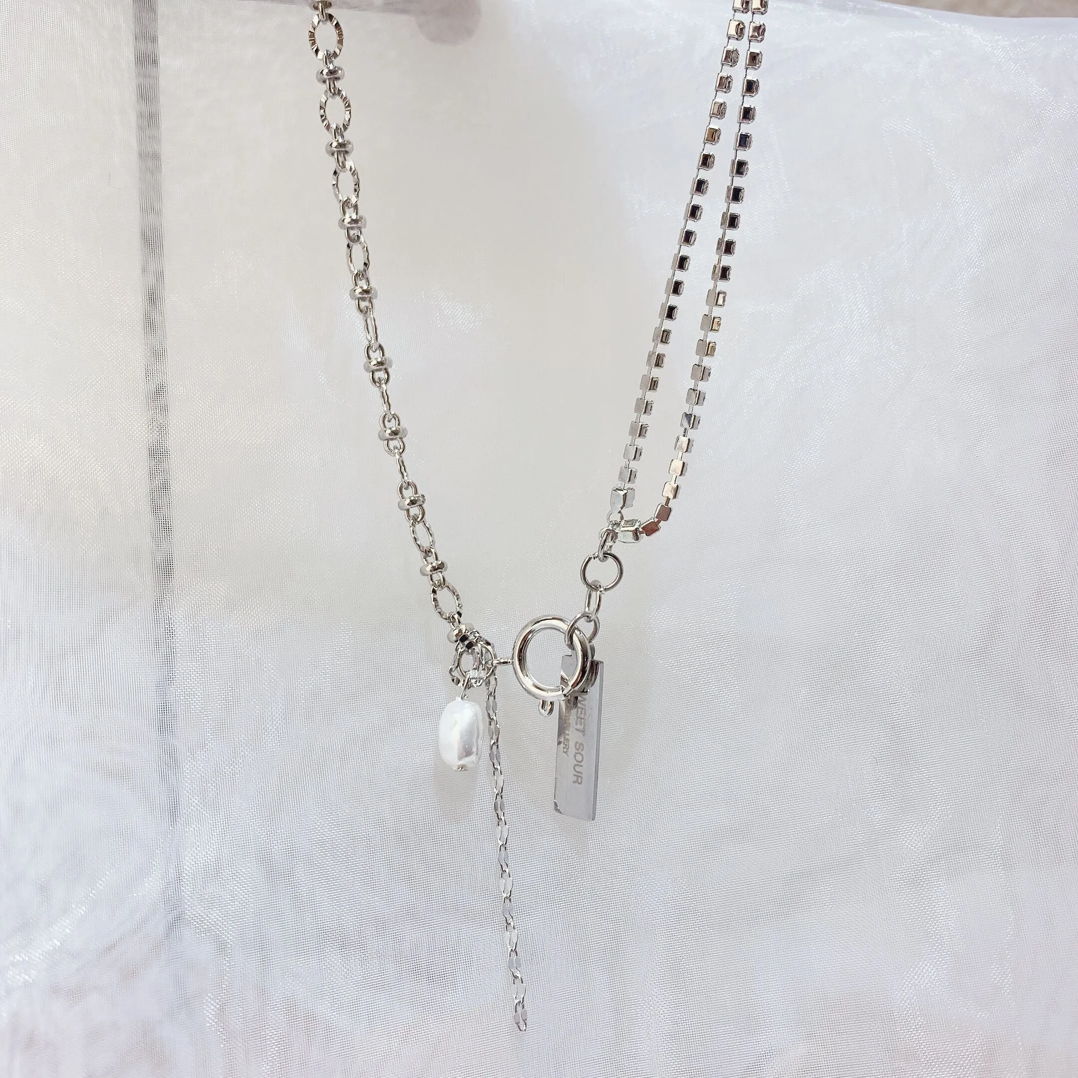 2022 Trendy Metal Chain Splice Rhinestone Chain Choker Necklaces Fresh Pearl Metal Lasso Pendant Collar Hip hop Necklaces Women