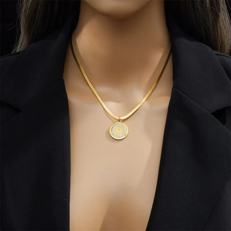 316L Stainless Steel Round Portrait Pendant Necklace For Women
