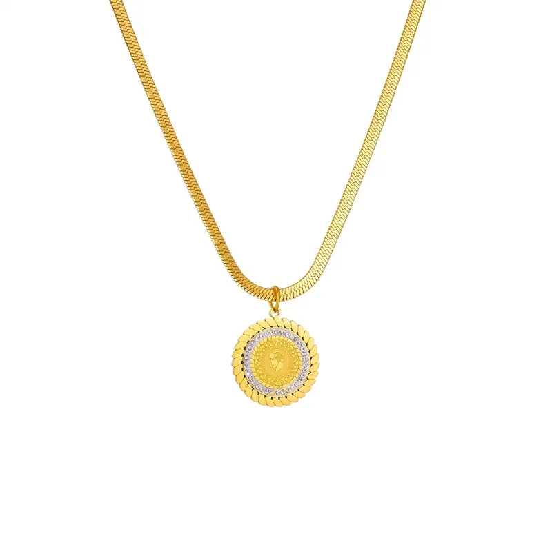 316L Stainless Steel Round Portrait Pendant Necklace For Women