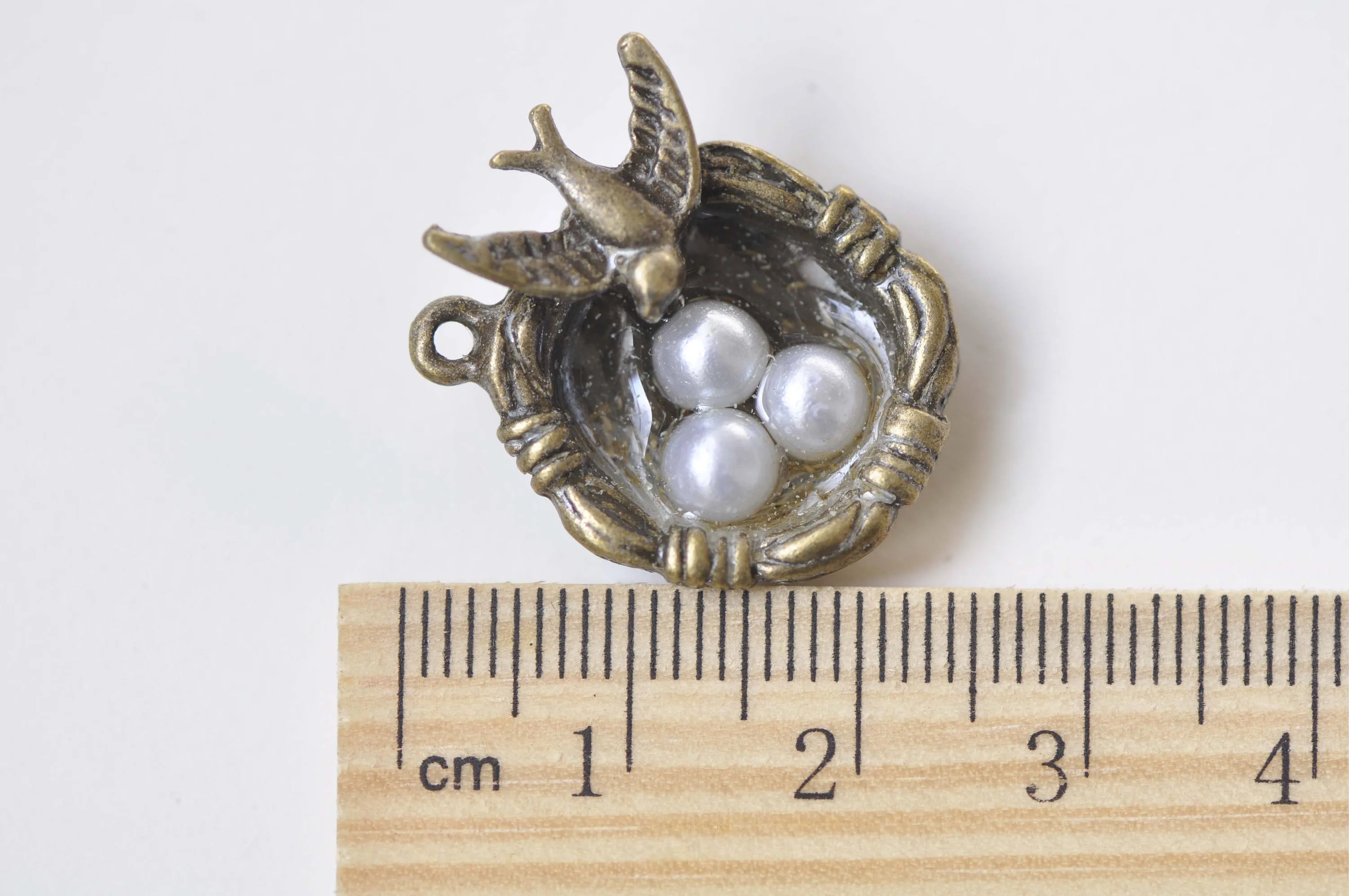 6 pcs Bird And Three Eggs In Nest Charms Pendants