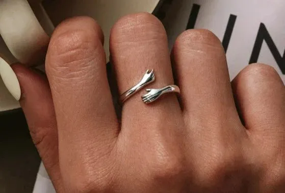 925 Sterling Silver Hug Hand Ring