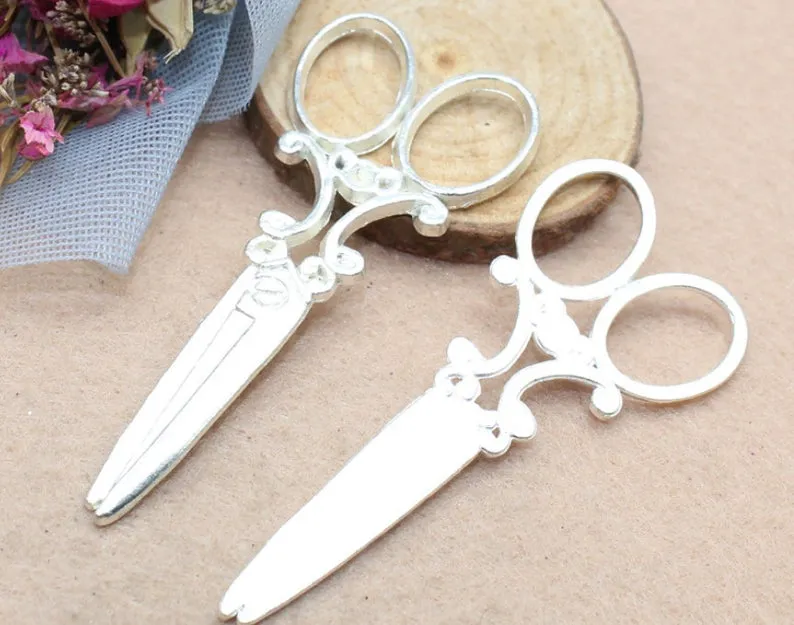 Barber Shop Victorian Scissors Pendants 25x60mm