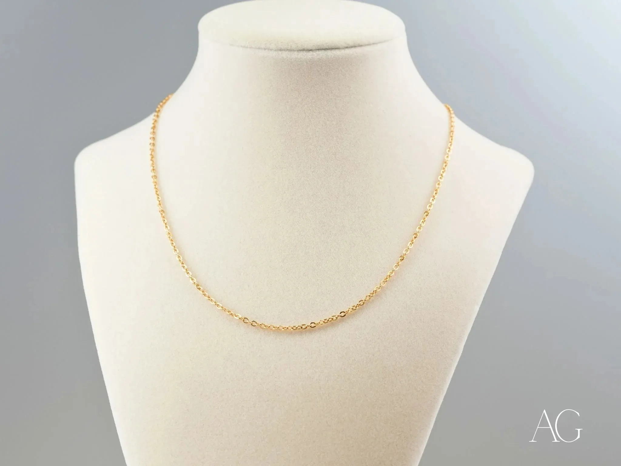 Delicate 18K Gold Chain Necklace