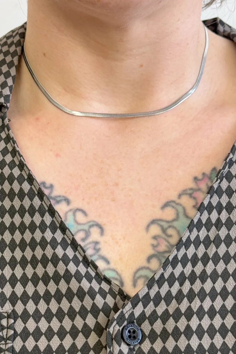 Delicate Snake Chain in Silver