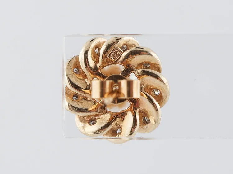 Earrings Modern Akoya Pearl in 14k Yellow Gold