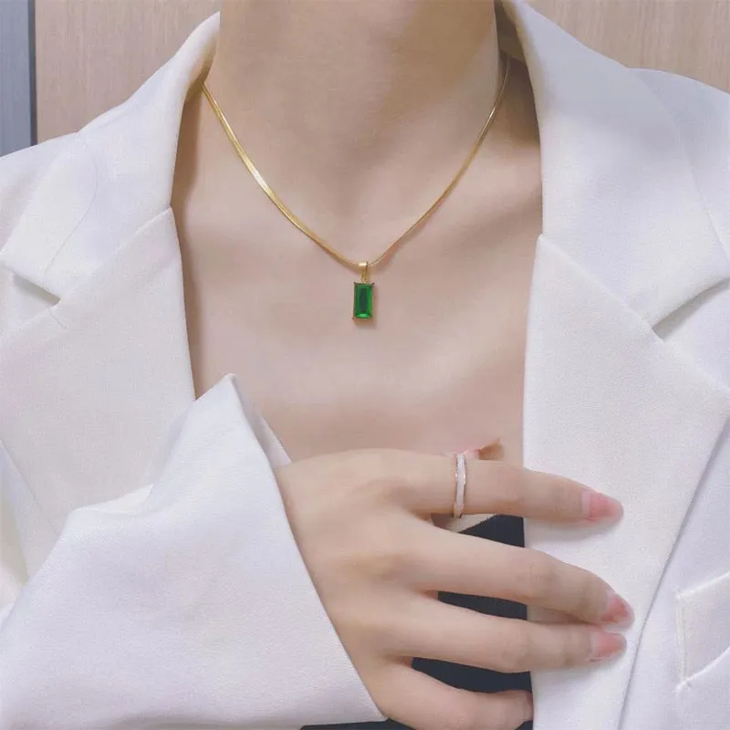 Embedded Zircon Good Luck Charm Thick Chain Choker Necklaces Pendant For Women