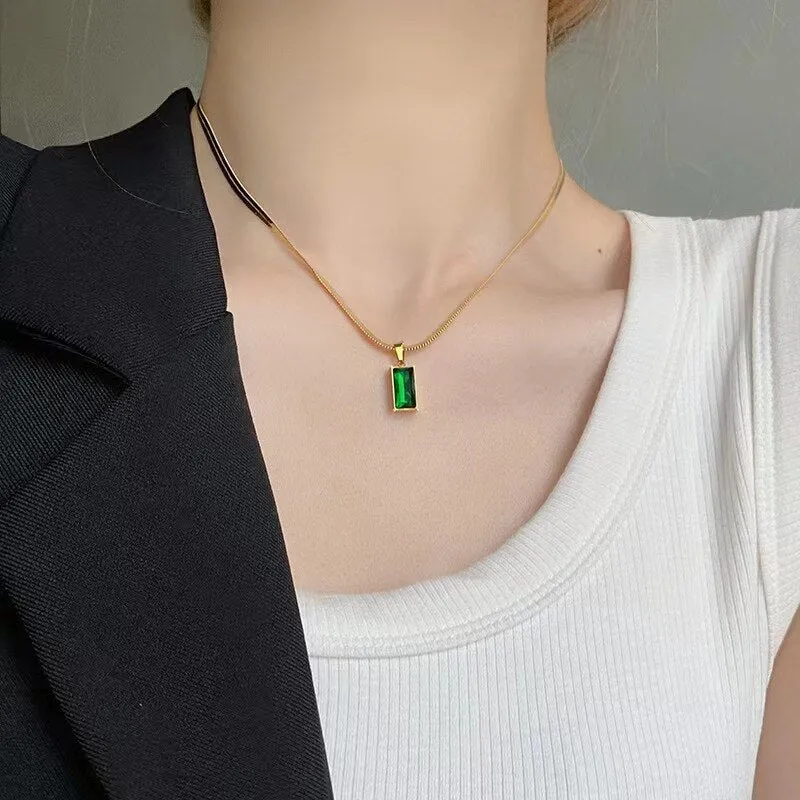 Embedded Zircon Good Luck Charm Thick Chain Choker Necklaces Pendant For Women