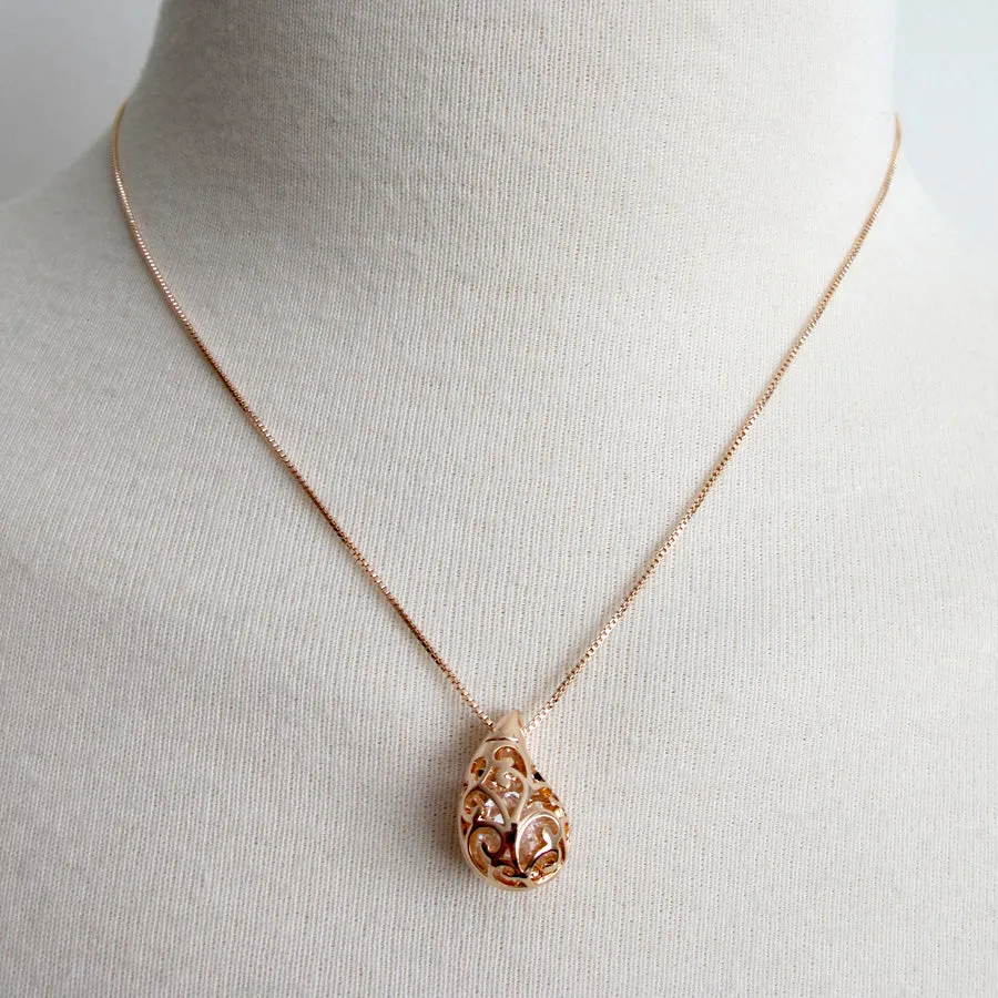 Exquisite drop necklace