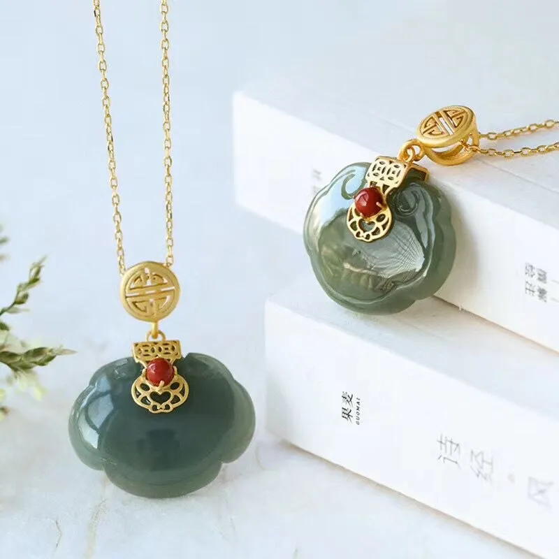 Independent design new in geometric natural Hetian jade necklace pendant