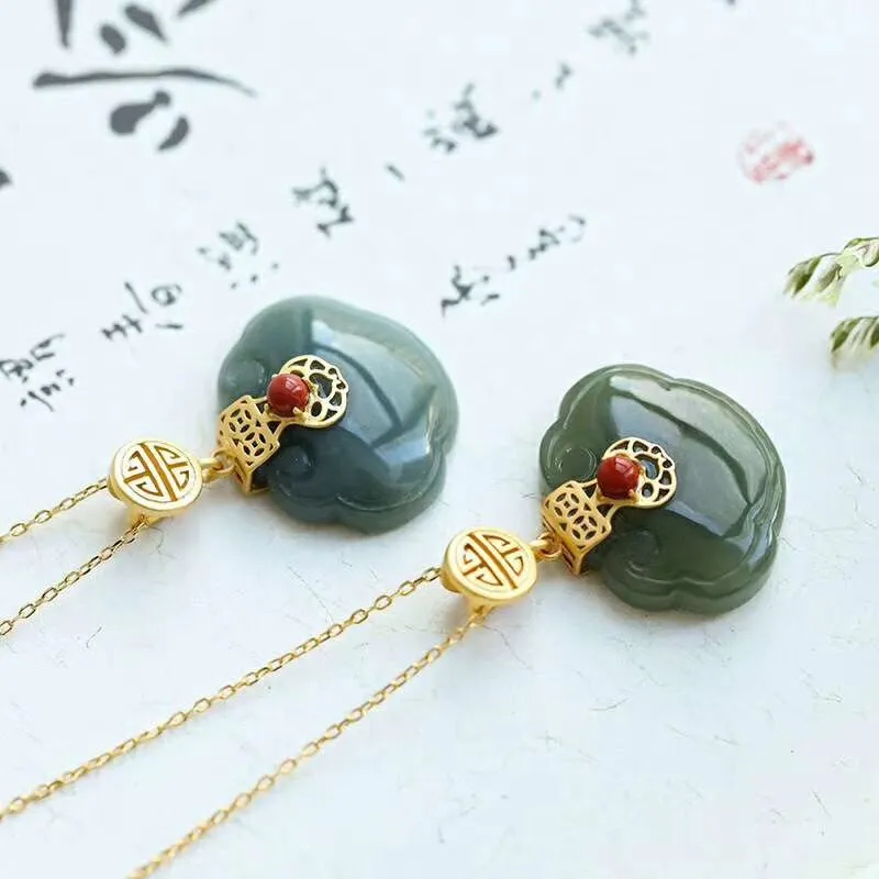 Independent design new in geometric natural Hetian jade necklace pendant