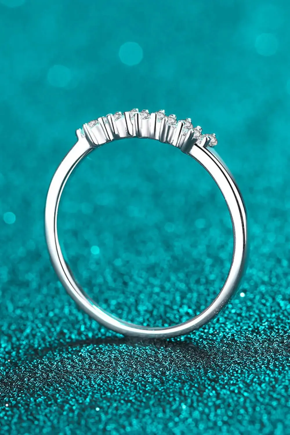 LOVCIA Eye-Catching 925 Sterling Silver Moissanite Ring