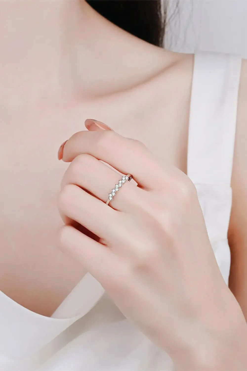 LOVCIA Eye-Catching 925 Sterling Silver Moissanite Ring
