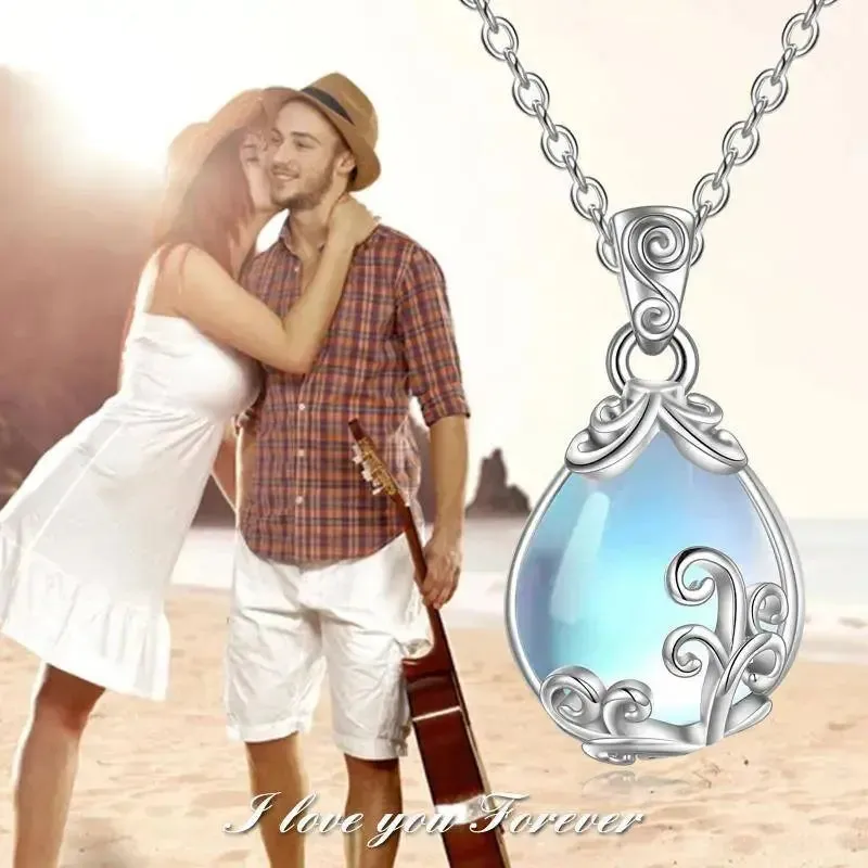 LOVCIA Sterling Silver Moonstone Filigree Teardrop Necklace Jewelry