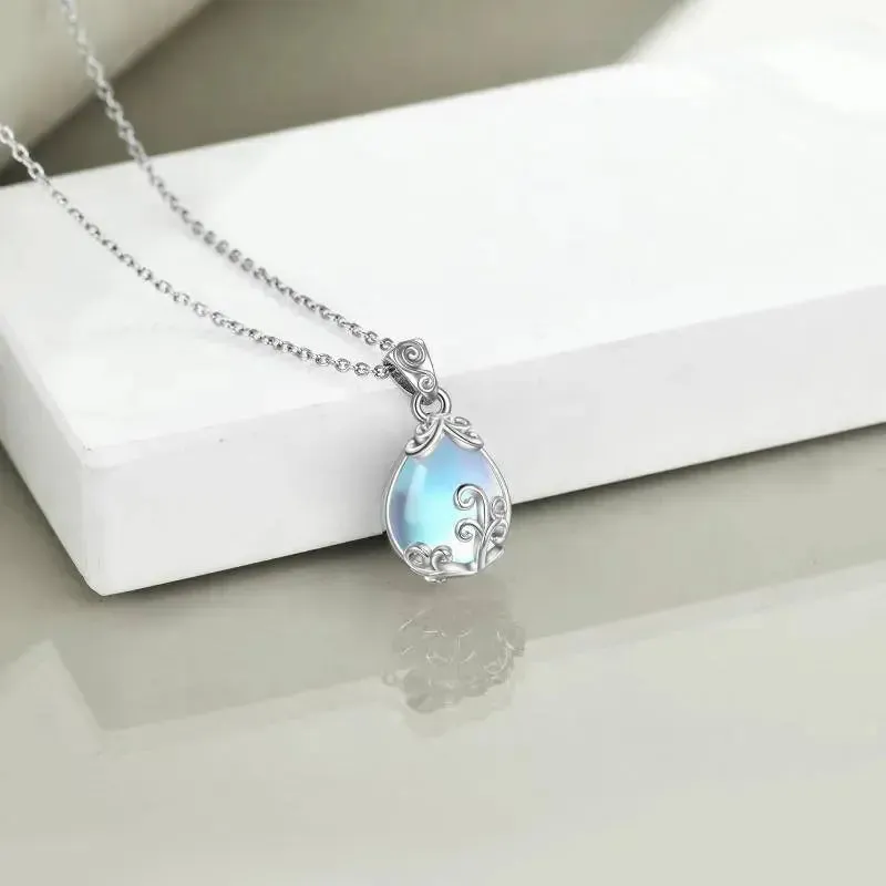 LOVCIA Sterling Silver Moonstone Filigree Teardrop Necklace Jewelry