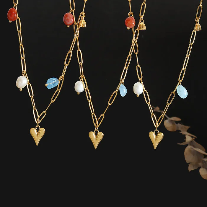 Love heart with pearls and stones necklace