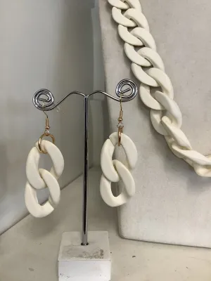 Mandy Earrings - White