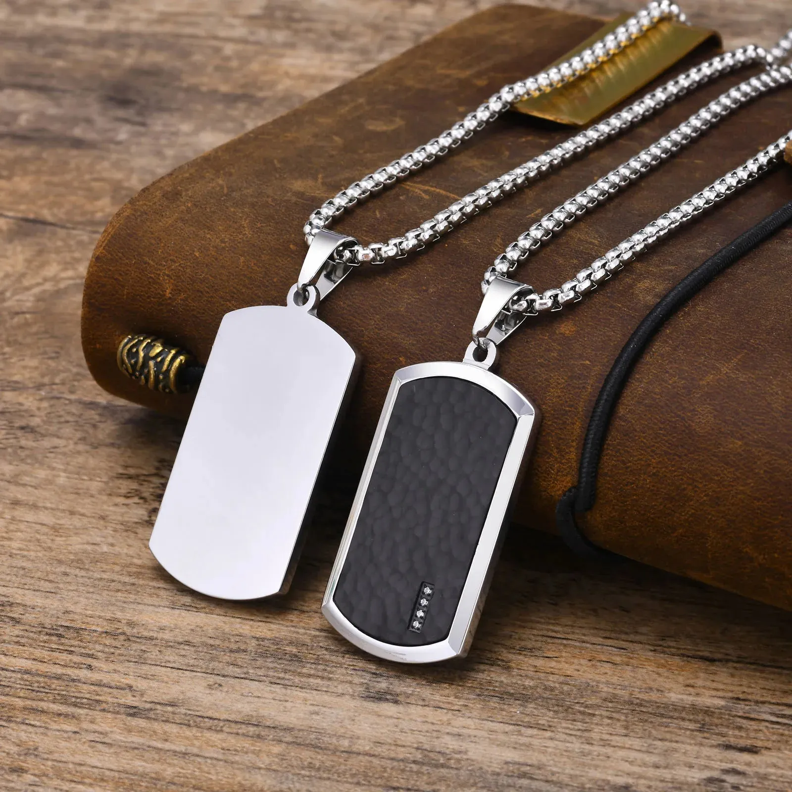 Mens Dog Tag Necklaces, Waterproof Stainless Steel Geometric Pendant Collar Birthday Gifts