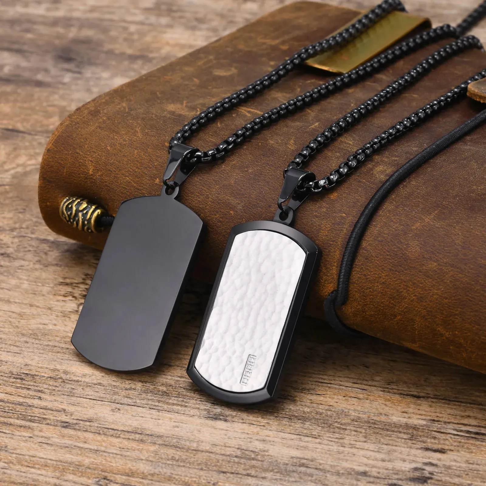 Mens Dog Tag Necklaces, Waterproof Stainless Steel Geometric Pendant Collar Birthday Gifts