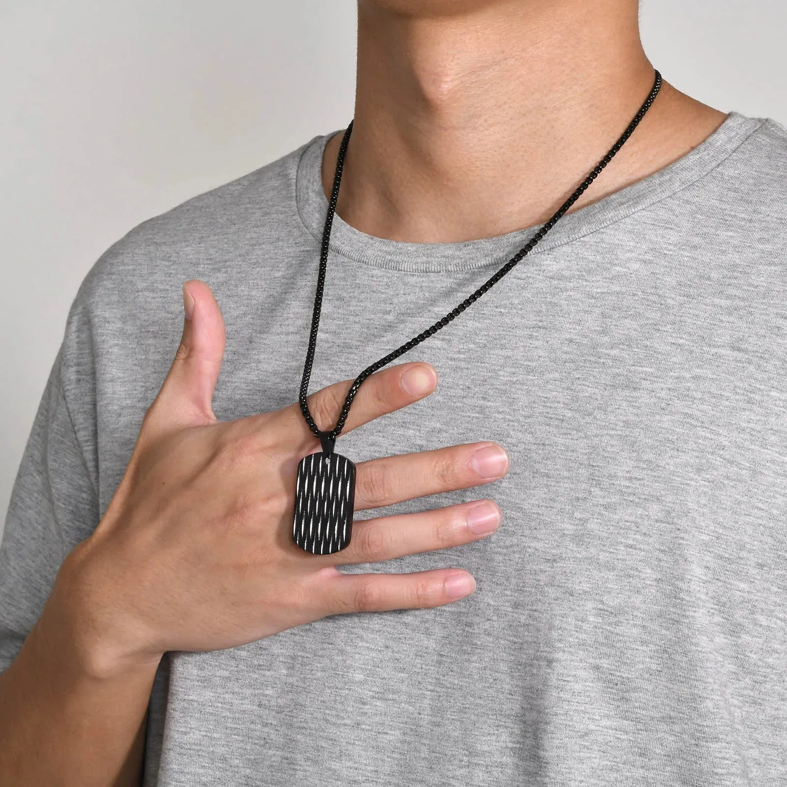 Mens Dog Tag Necklaces, Waterproof Stainless Steel Geometric Pendant Collar Birthday Gifts
