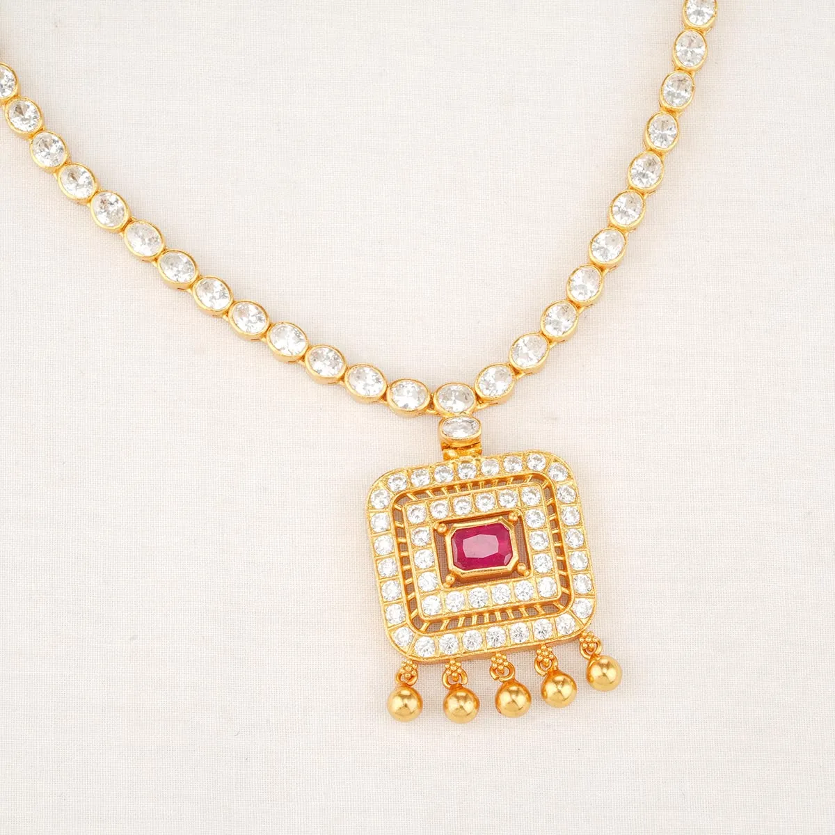 Nasima Short Necklace