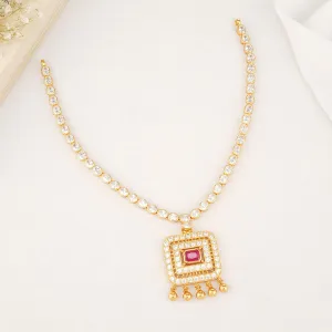 Nasima Short Necklace