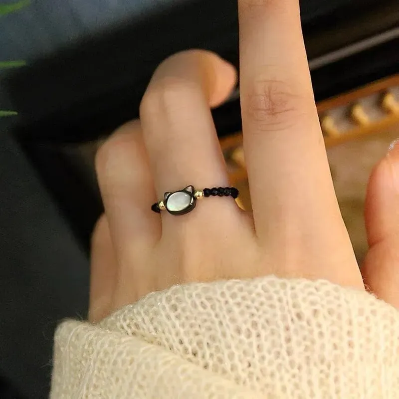 Natural Looking Moonstone Obsidian Cat Ring