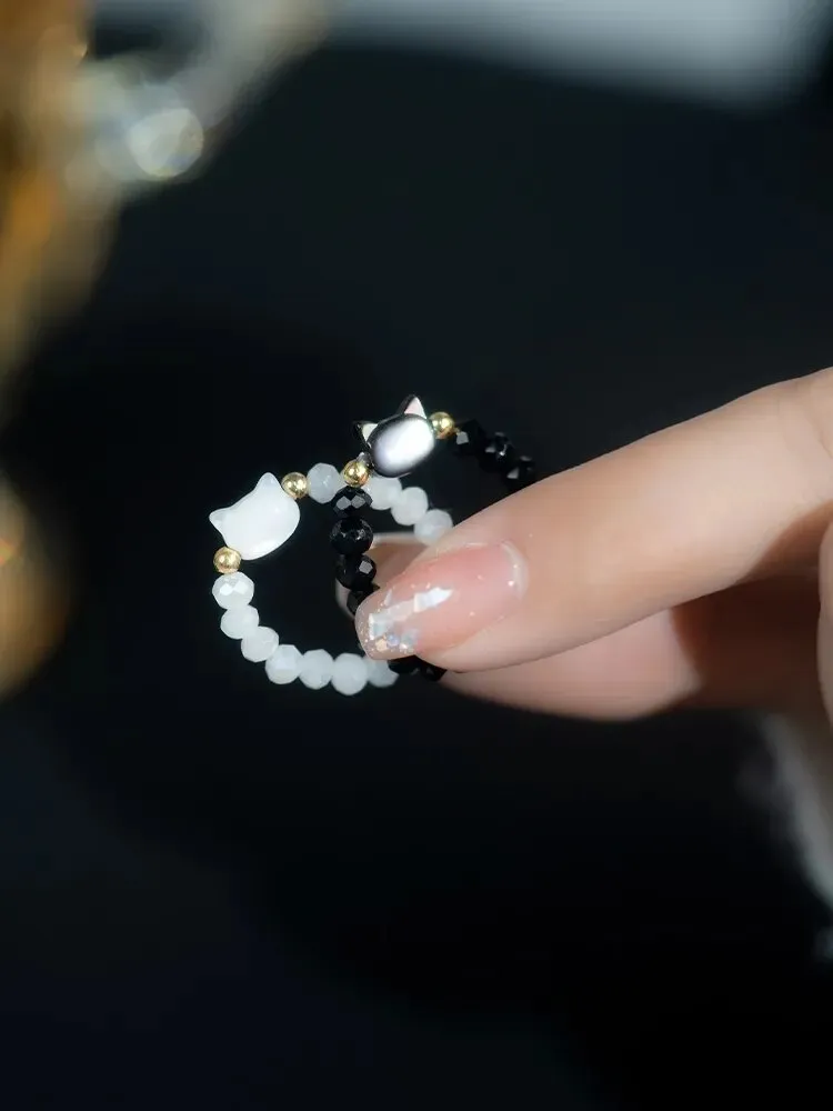 Natural Looking Moonstone Obsidian Cat Ring