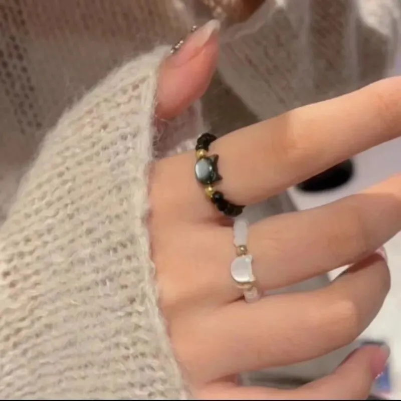 Natural Looking Moonstone Obsidian Cat Ring