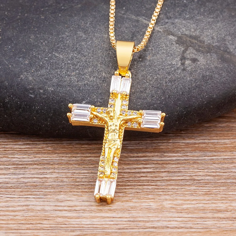 New Design Exquisite Crystal Zircon Cross Necklace Women