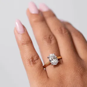 PARIS 1.75ct | Oval Solitaire Lab Diamond Set in 18ct Gold