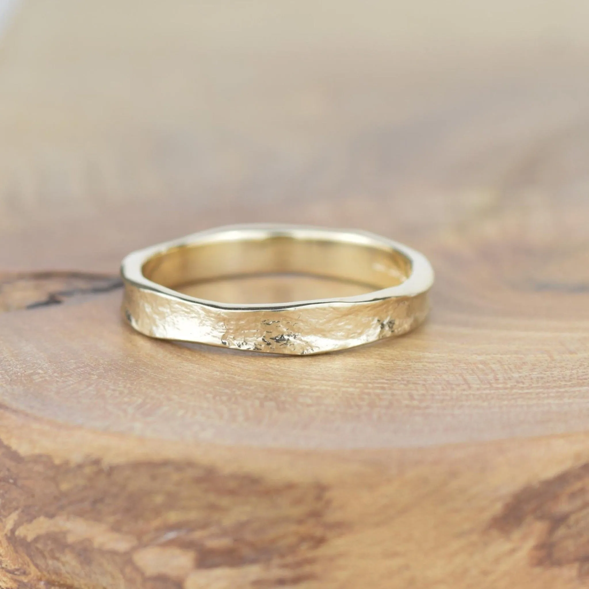 Plain 4mm Gold Storybook Band