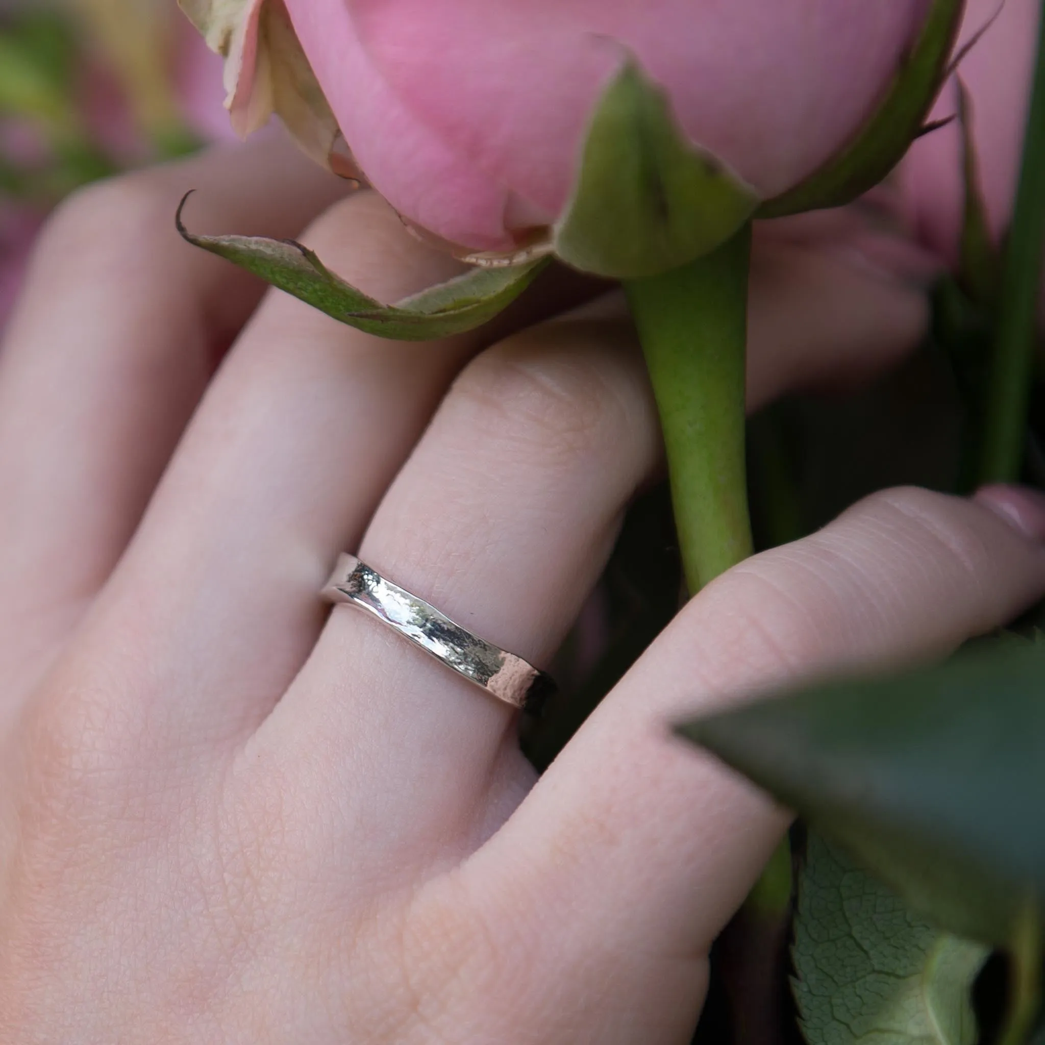 Plain 4mm Gold Storybook Band