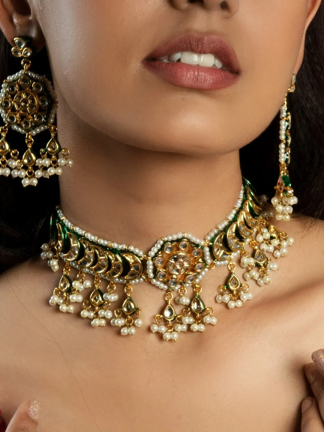Premium Kundan Choker Necklace Set with Earrings
