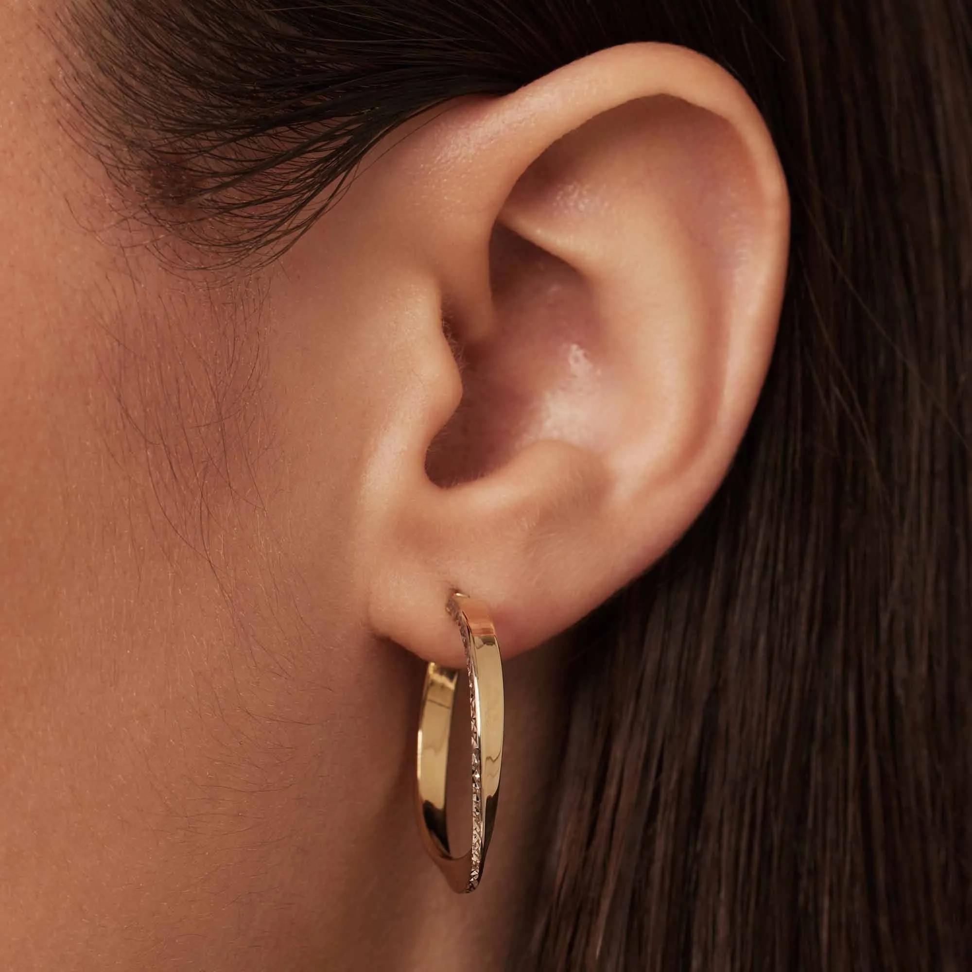 Rivoli Laura 14 karat gold hoop earrings with diamond cut (21 mm)