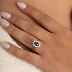 SPRING | Diamond & Green Sapphire Ring Set in 18ct Gold