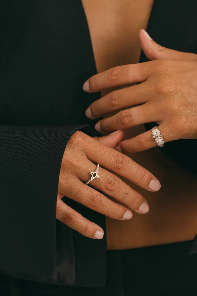Timeless black ring silver