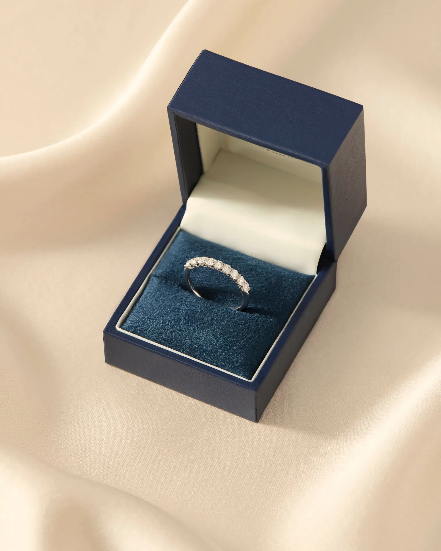 Vera | 9 Stone Round Brilliant Diamond Ring