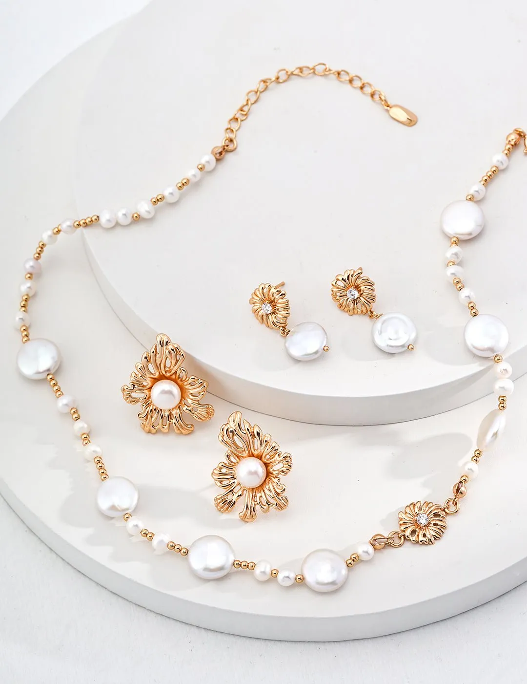 Vintage Floral Pearl Earrings
