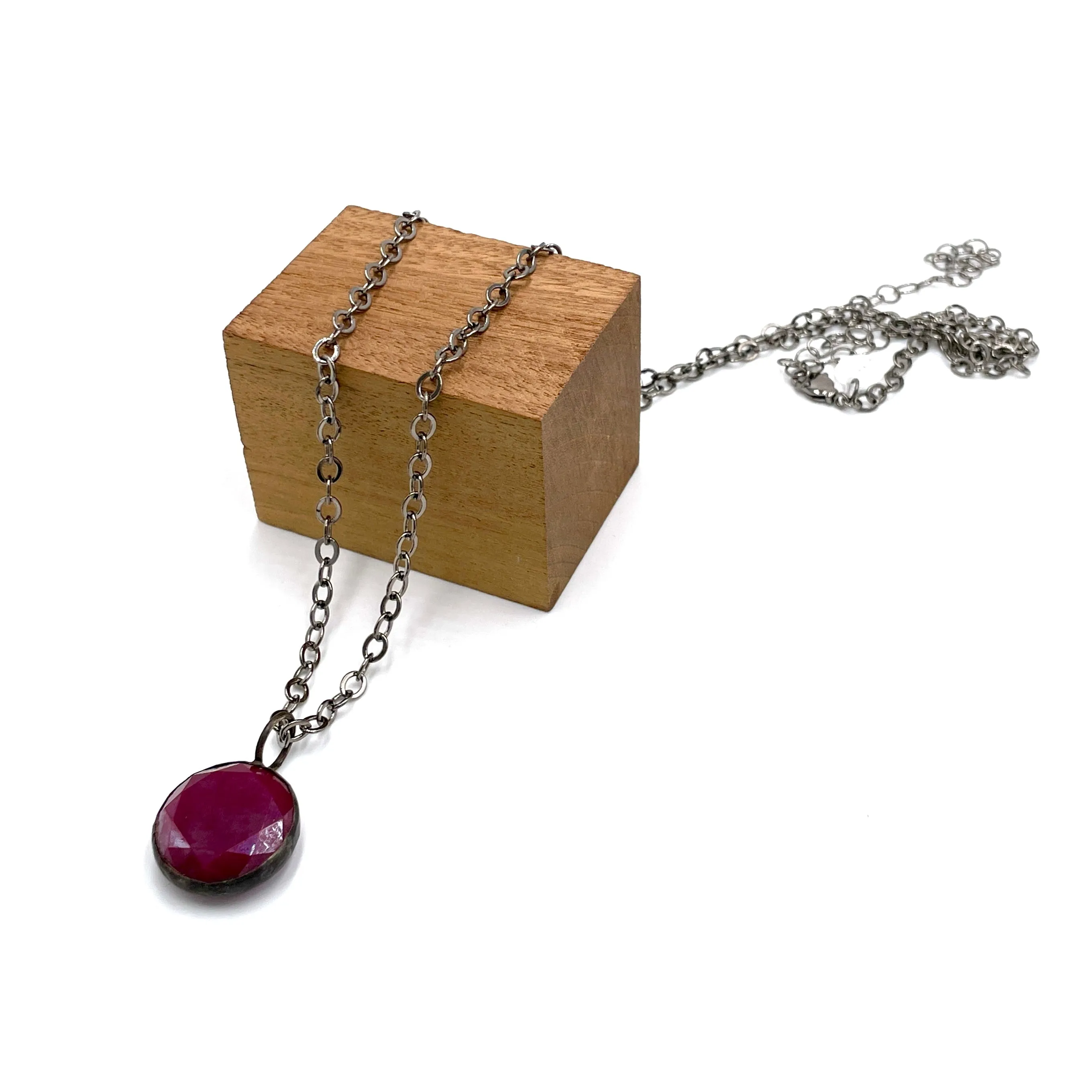 Violet Luster Facet & Gun Metal Layering Necklace - 22mm pendant *